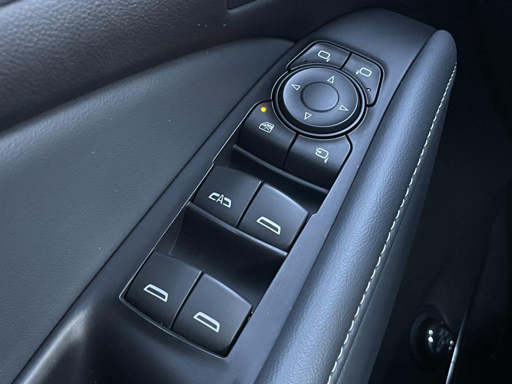 used 2022 Buick Enclave car, priced at $30,999