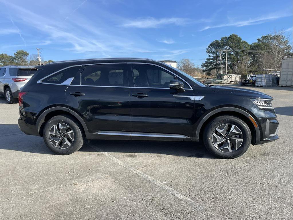 used 2022 Kia Sorento Hybrid car, priced at $23,487