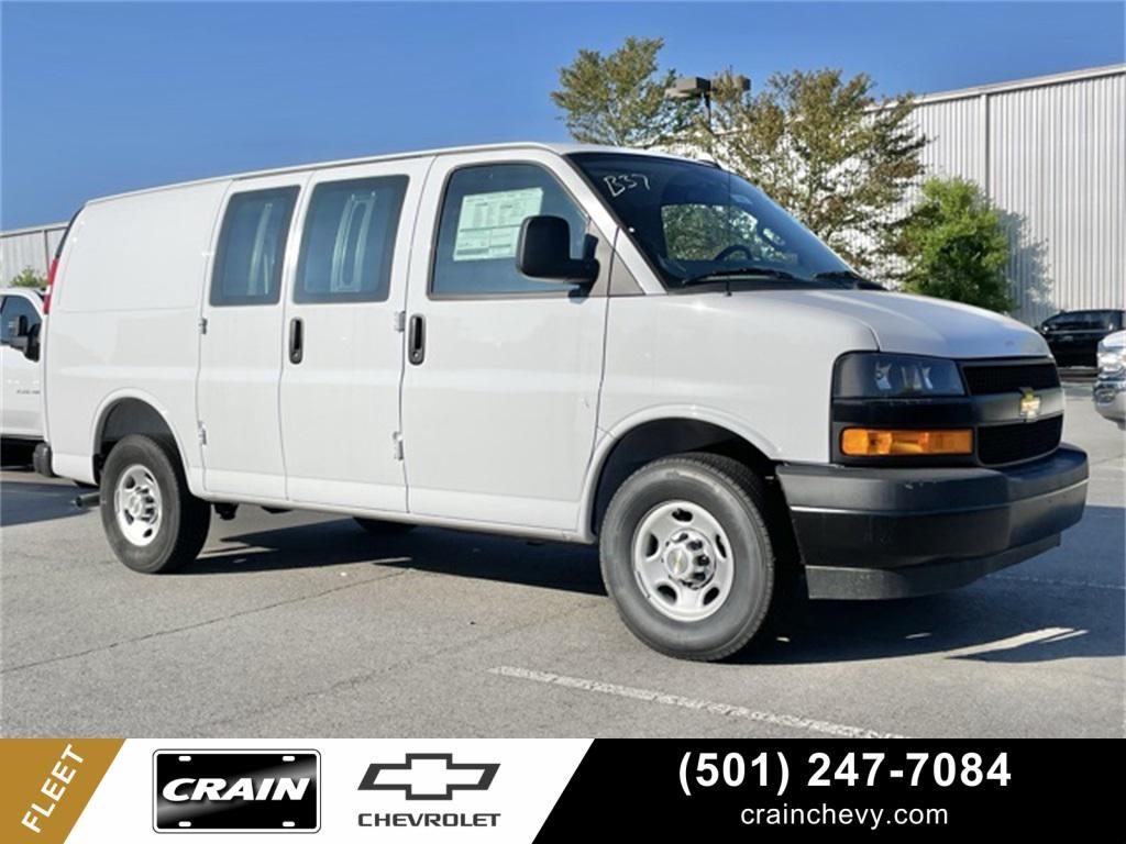 new 2025 Chevrolet Express 2500 car, priced at $49,400