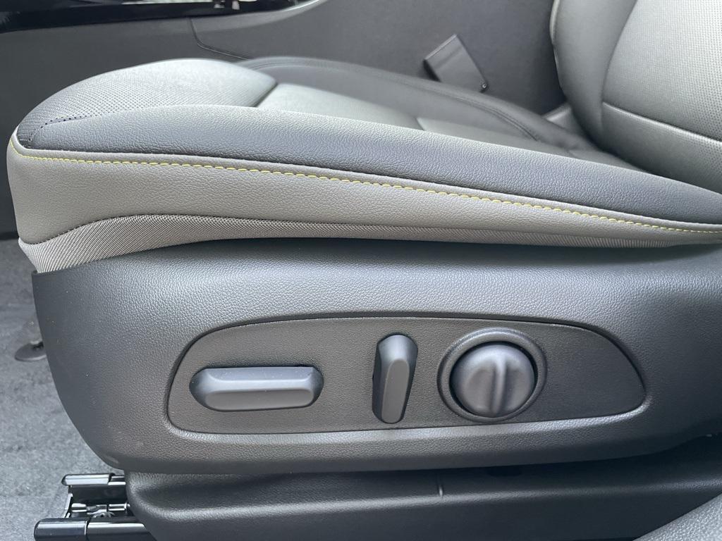 new 2026 Chevrolet Trax car, priced at $25,990