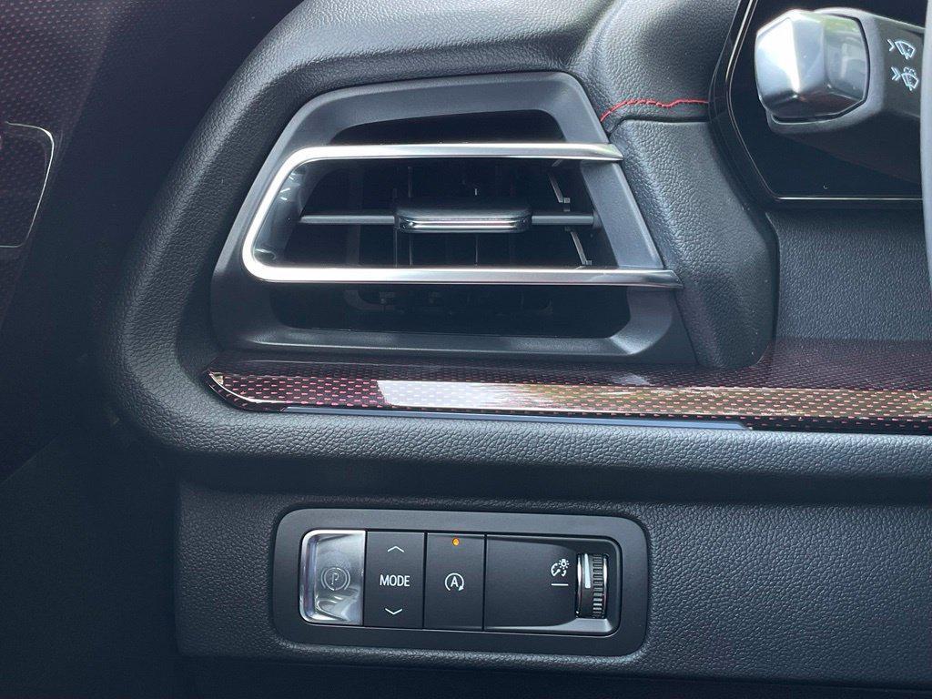new 2026 Chevrolet Traverse car, priced at $58,559