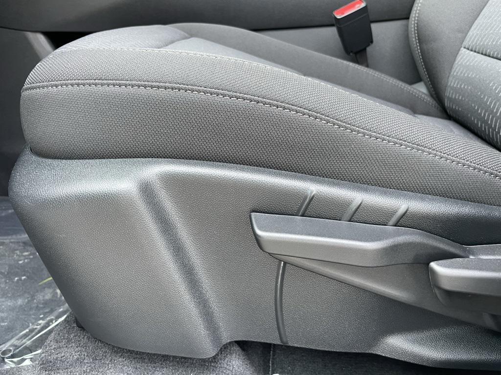 new 2026 Chevrolet Equinox car, priced at $30,535