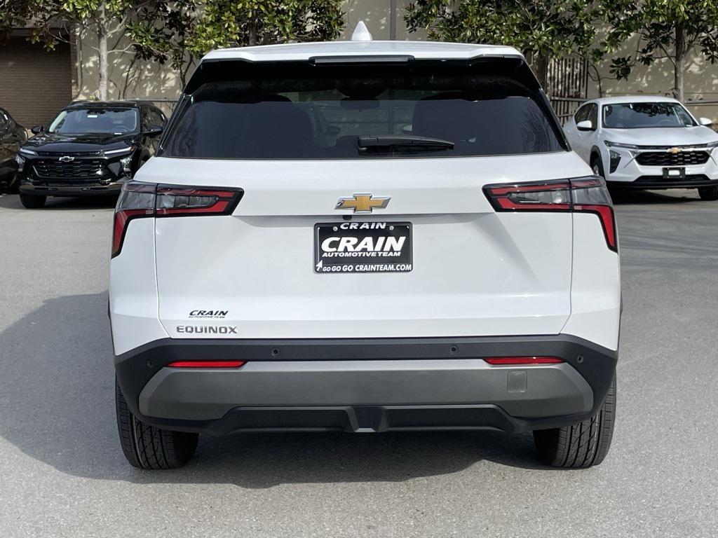 new 2026 Chevrolet Equinox car, priced at $30,535