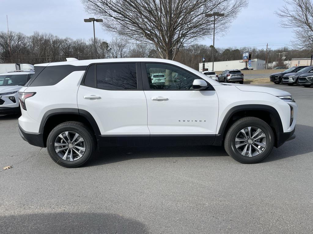 new 2026 Chevrolet Equinox car, priced at $30,535