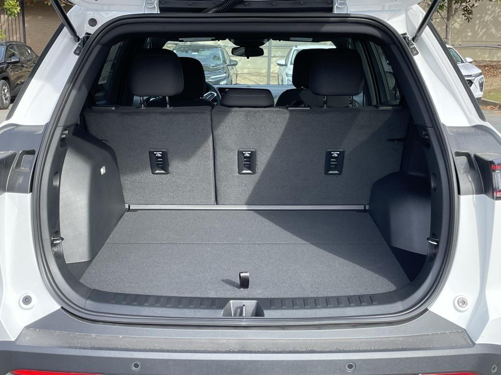 new 2026 Chevrolet Equinox car, priced at $30,535