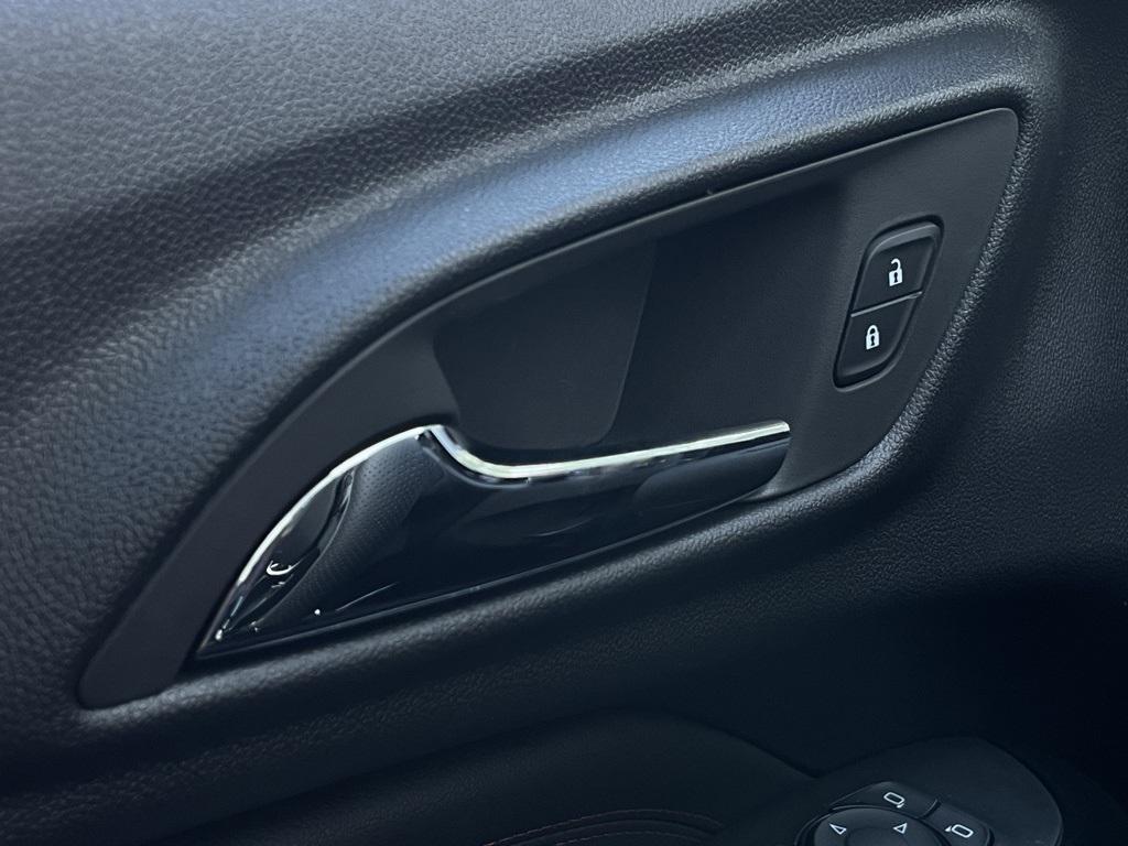 new 2026 Chevrolet Trax car, priced at $25,990