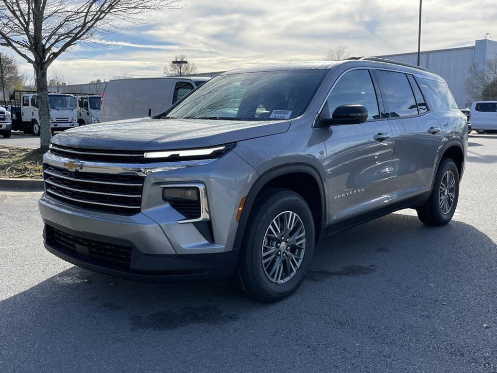 new 2026 Chevrolet Traverse car, priced at $42,490