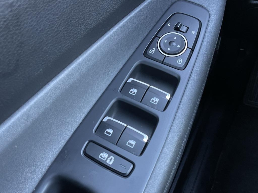 used 2023 Hyundai Santa Fe car, priced at $21,000