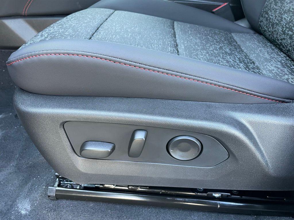 new 2026 Chevrolet Colorado car, priced at $41,990