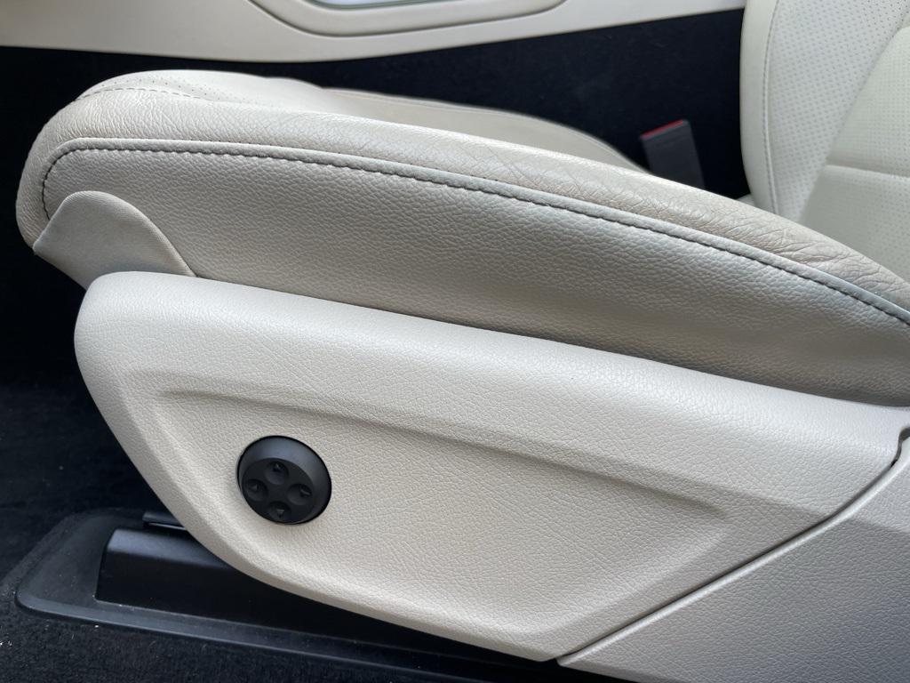 used 2022 Mercedes-Benz GLE 350 car, priced at $33,488