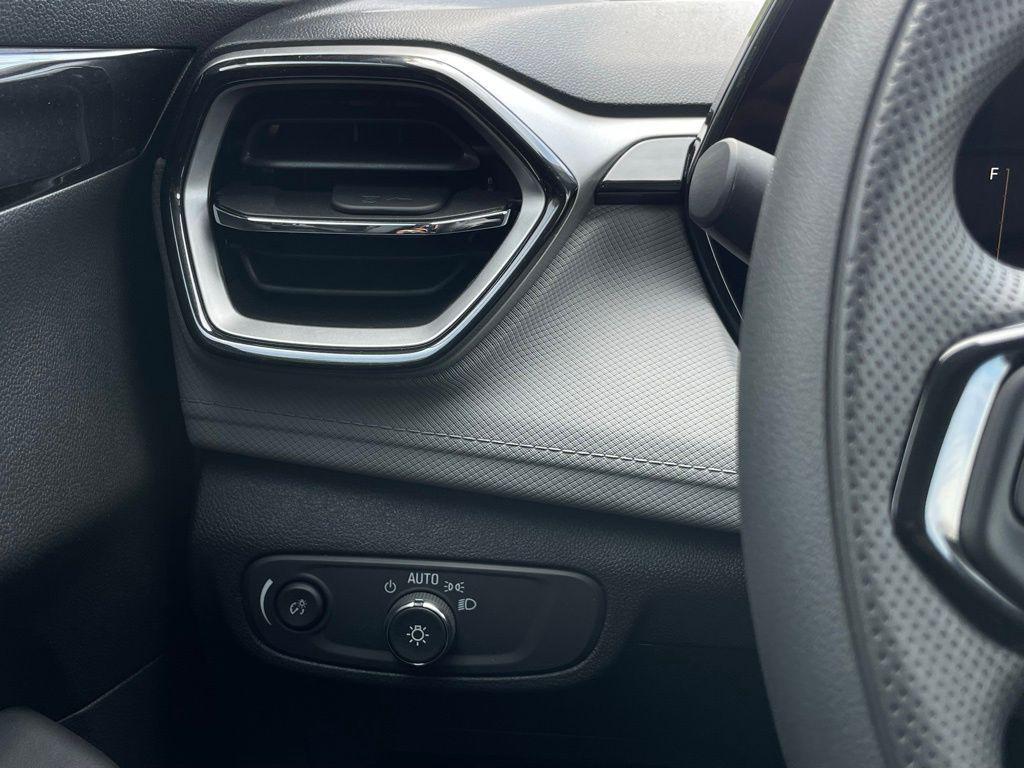 new 2026 Chevrolet TrailBlazer car, priced at $23,490