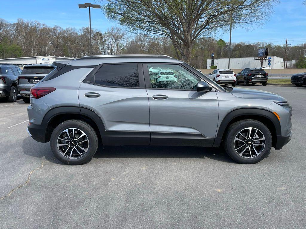new 2026 Chevrolet TrailBlazer car, priced at $23,490