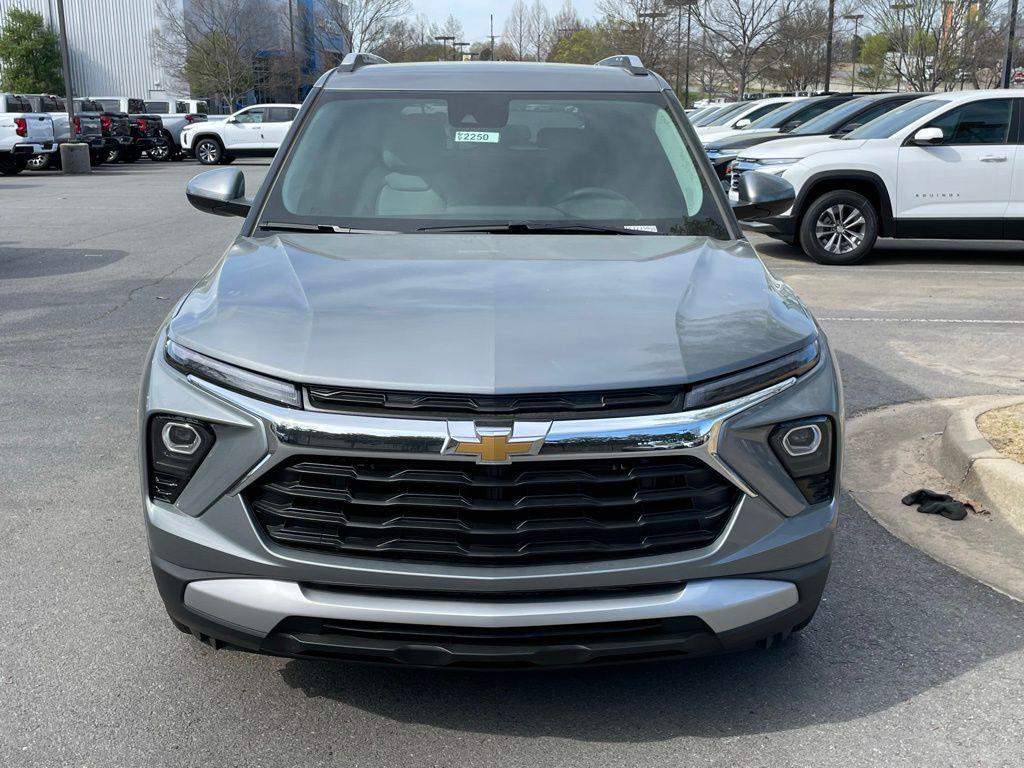new 2026 Chevrolet TrailBlazer car, priced at $23,490