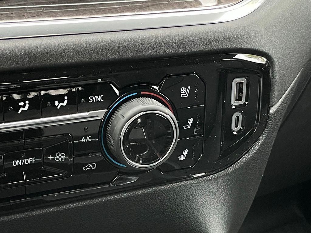 new 2026 Chevrolet Silverado 2500 car, priced at $73,619