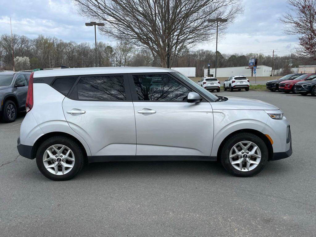 used 2021 Kia Soul car, priced at $13,494