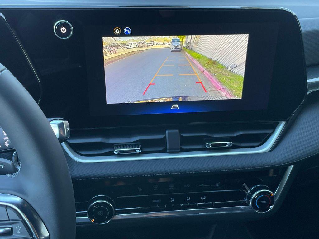 new 2026 Chevrolet Equinox car, priced at $27,990