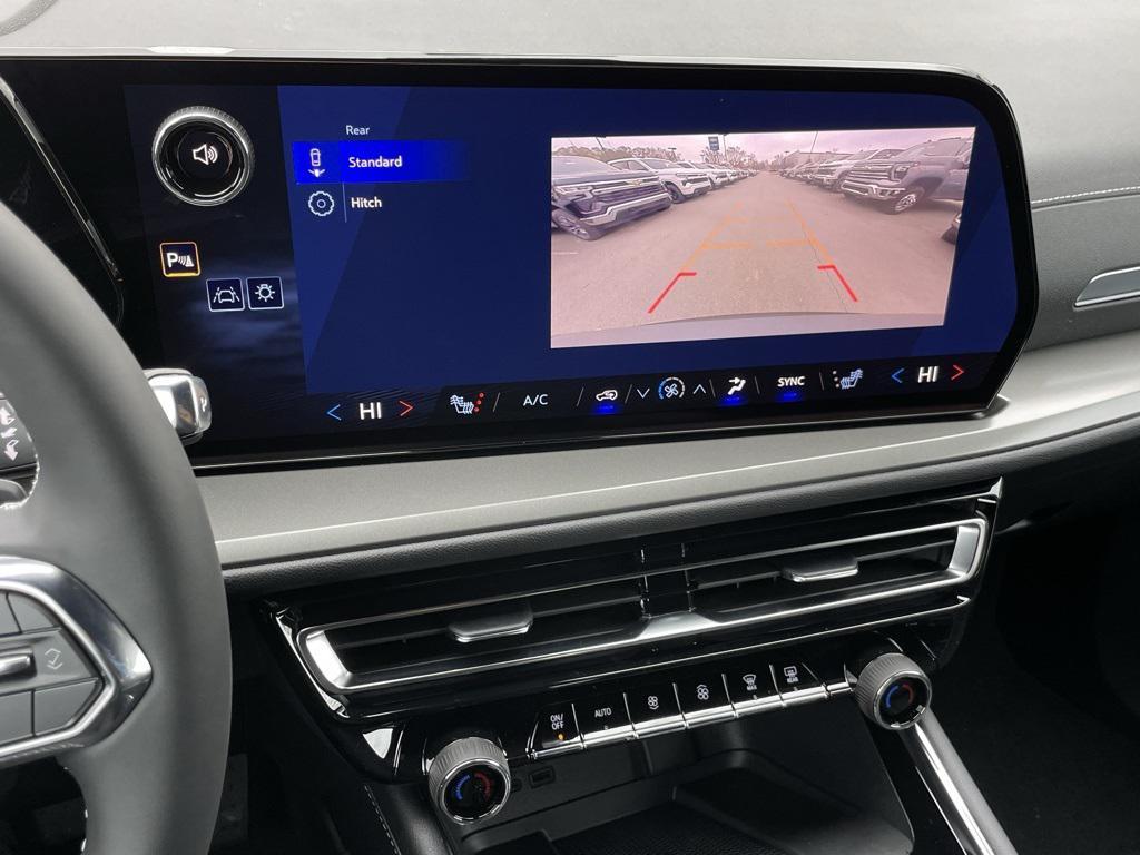 new 2026 Chevrolet Traverse car, priced at $40,990