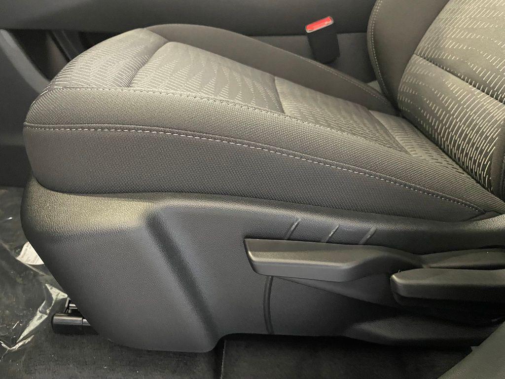 new 2026 Chevrolet Equinox car, priced at $28,319