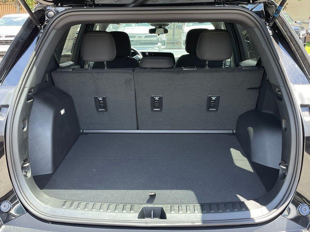 new 2026 Chevrolet Equinox car, priced at $28,319