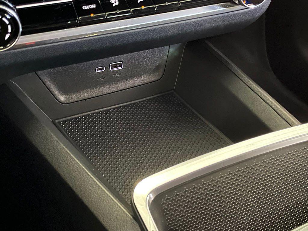 new 2026 Chevrolet Equinox car, priced at $28,319