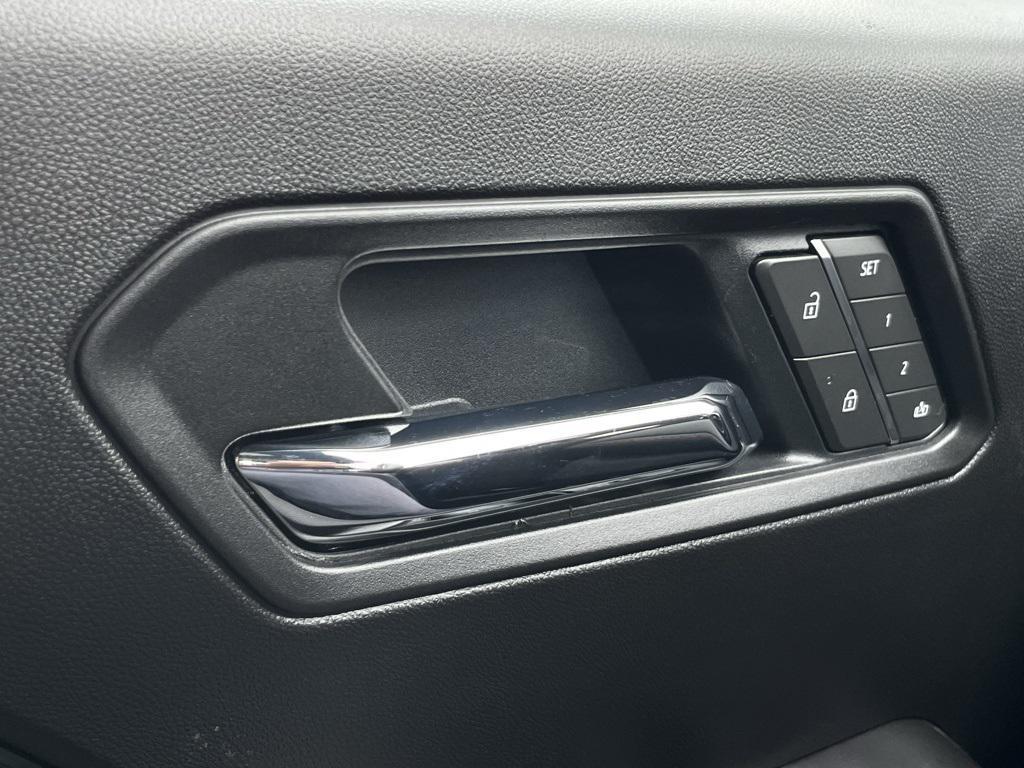 new 2026 Chevrolet Colorado car, priced at $43,090