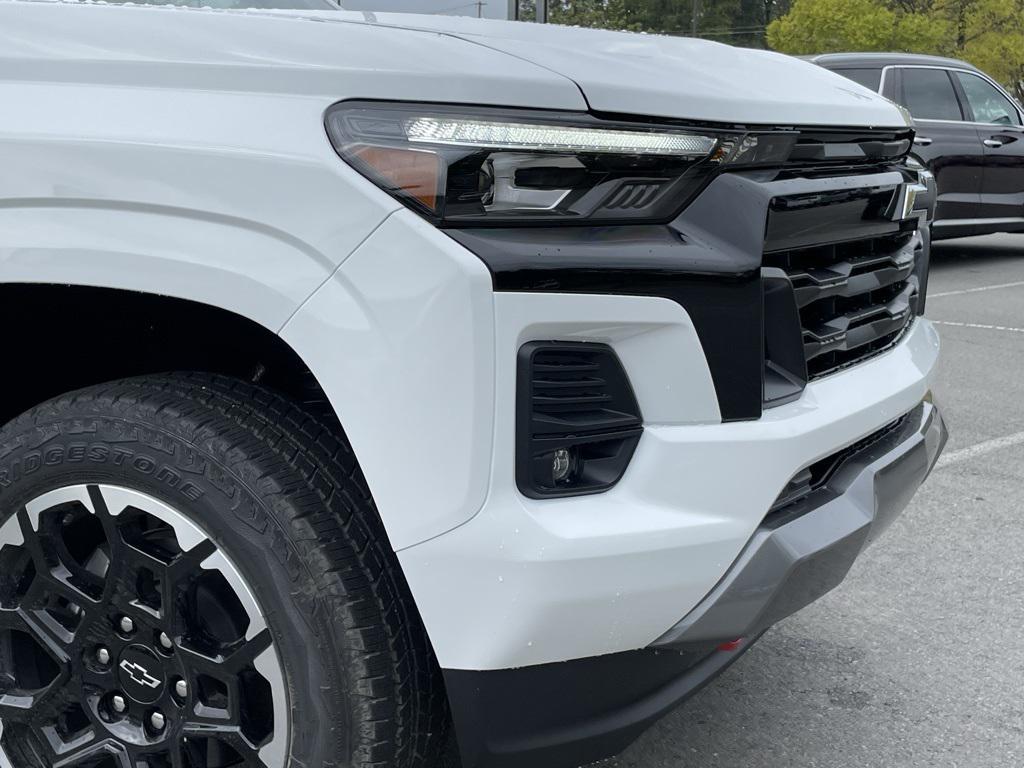 new 2026 Chevrolet Colorado car, priced at $43,090