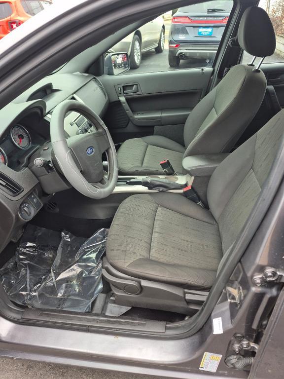 used 2010 Ford Focus car, priced at $5,999