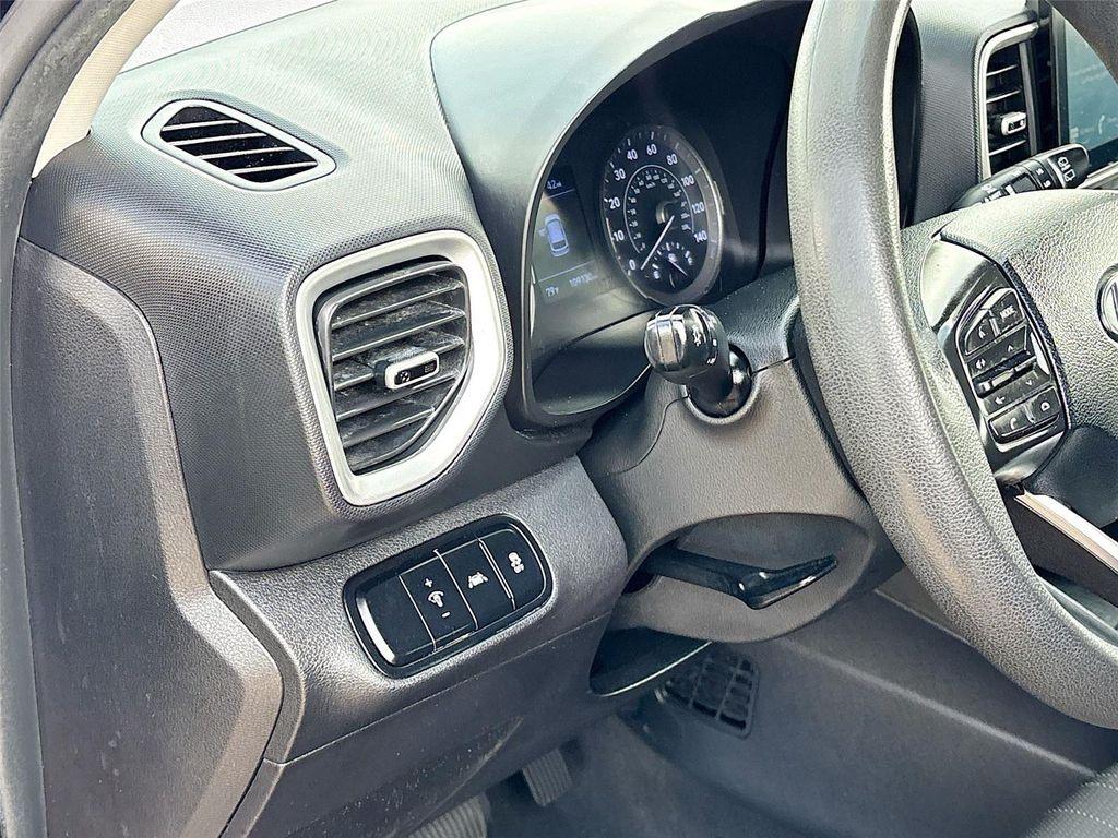 used 2021 Hyundai Venue car, priced at $11,892