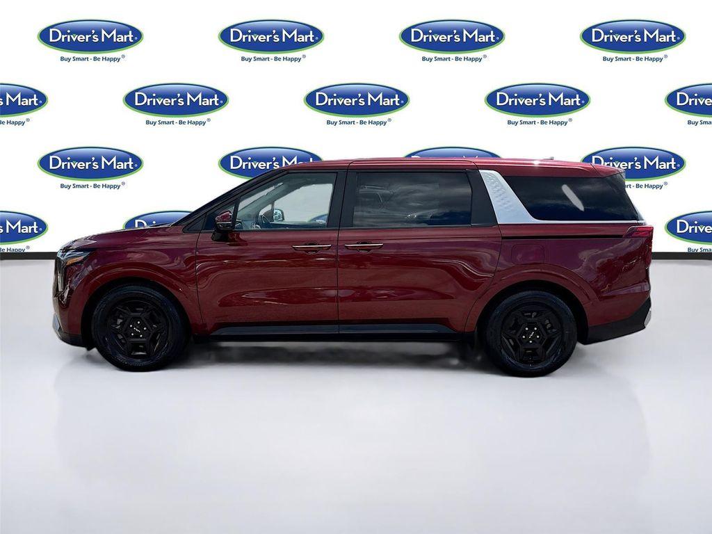 used 2025 Kia Carnival car, priced at $31,997