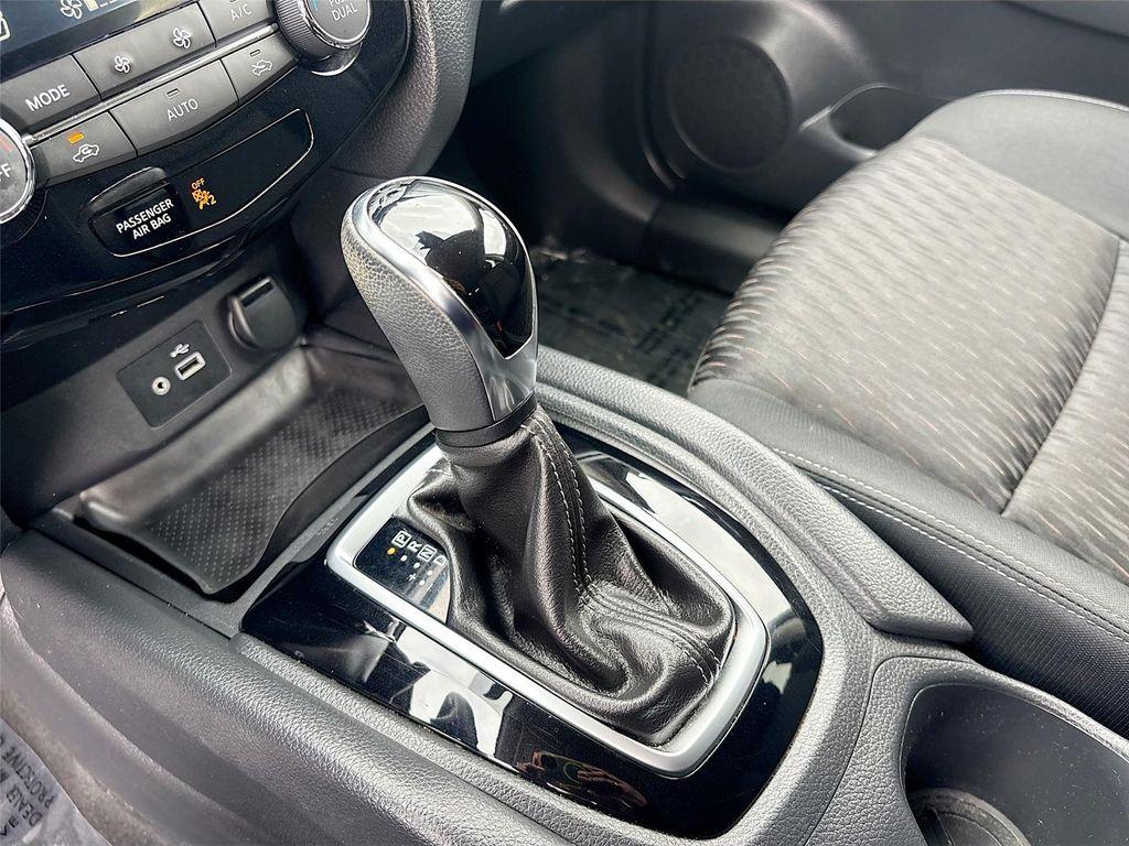 used 2019 Nissan Rogue car, priced at $13,297