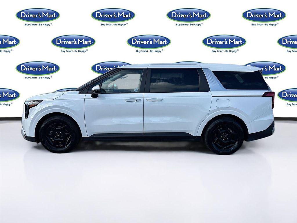 used 2025 Kia Carnival car, priced at $29,995
