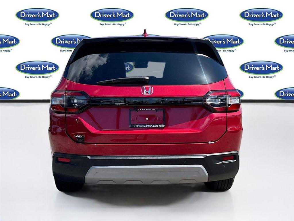used 2025 Honda Pilot car, priced at $36,997