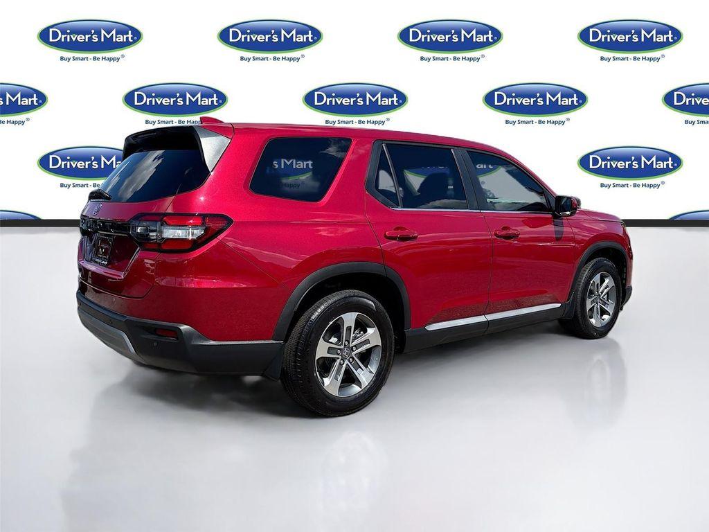 used 2025 Honda Pilot car, priced at $36,997