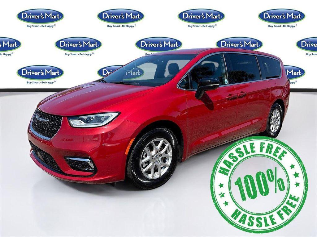 used 2025 Chrysler Pacifica car, priced at $26,795