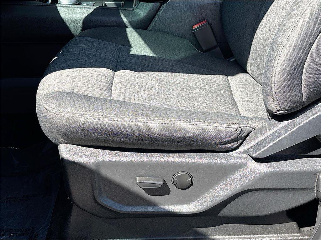used 2022 Ford Expedition car, priced at $28,393