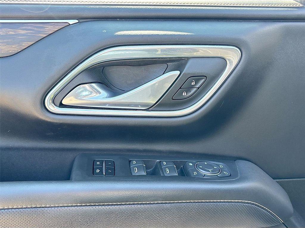 used 2023 Chevrolet Suburban car, priced at $33,997