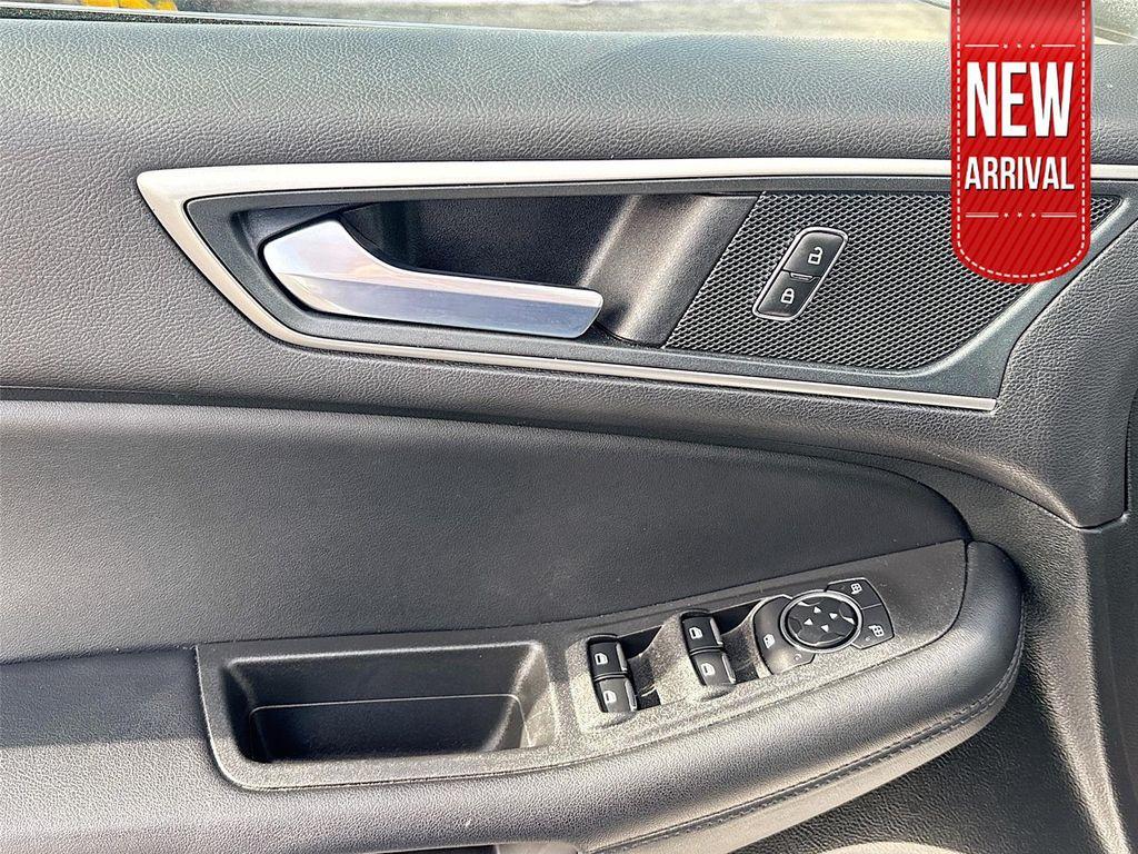 used 2024 Ford Edge car