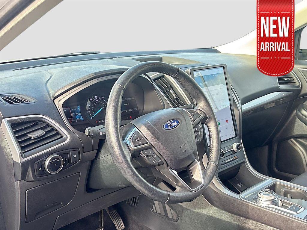 used 2024 Ford Edge car