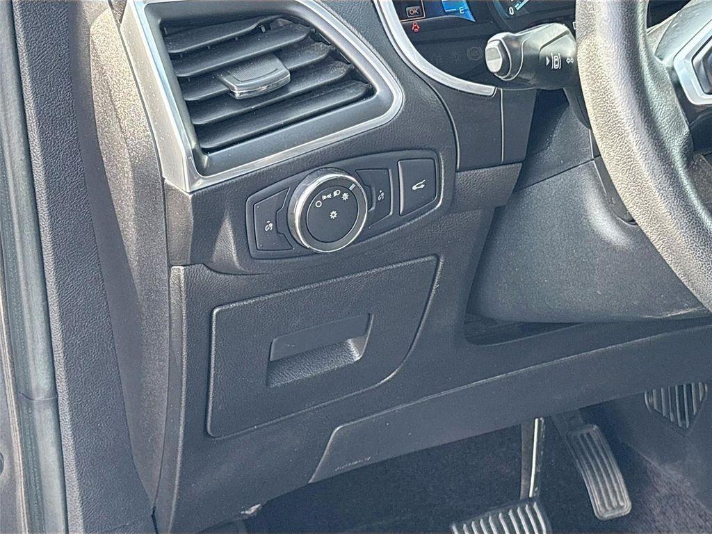 used 2016 Ford Edge car, priced at $8,799