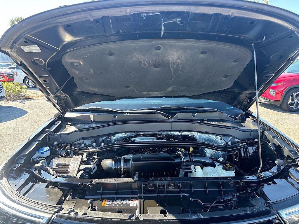 2020 Agate Black Metallic Ford Explorer