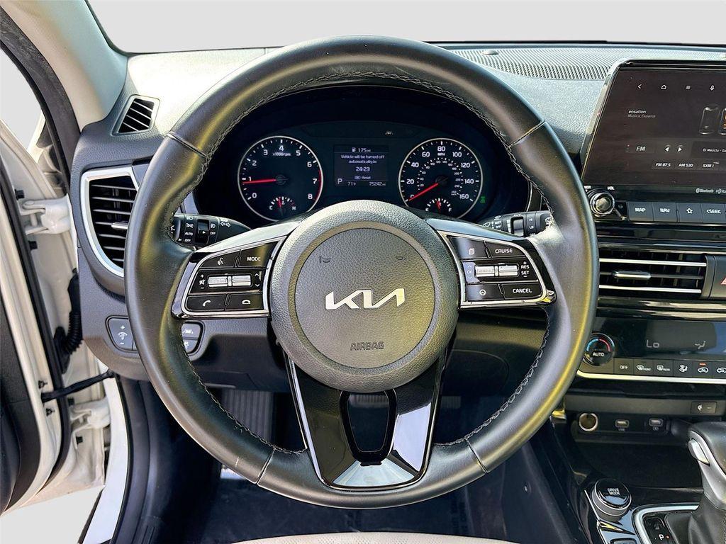 used 2022 Kia Seltos car, priced at $14,997