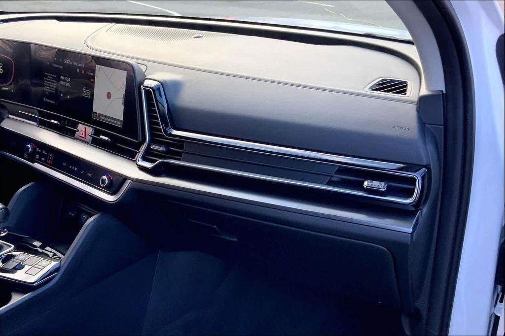 used 2025 Kia Sportage car, priced at $27,277