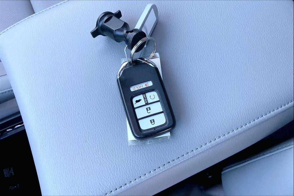 used 2019 Honda CR-V car, priced at $23,617