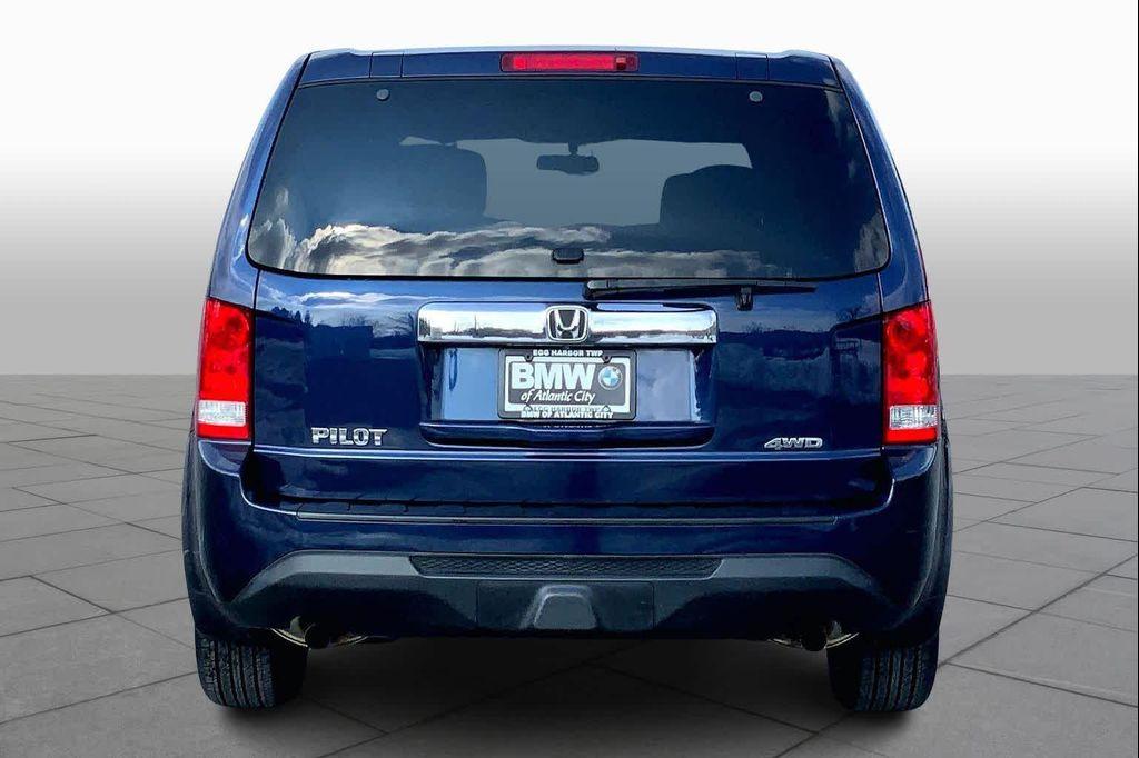 used 2015 Honda Pilot car, priced at $8,998
