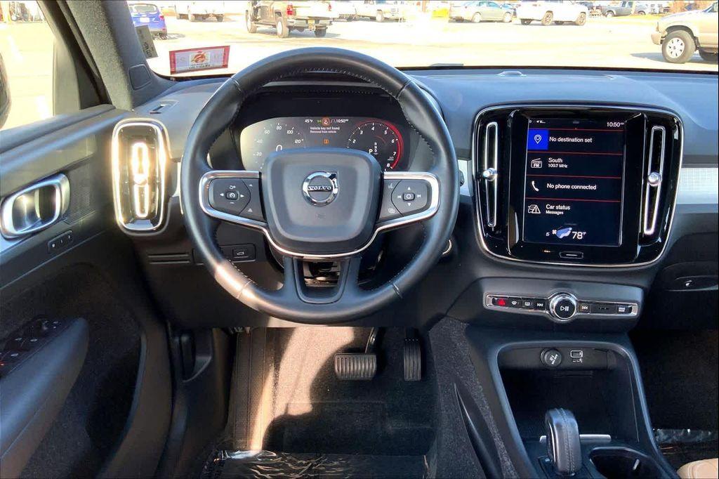 used 2019 Volvo XC40 car, priced at $21,399