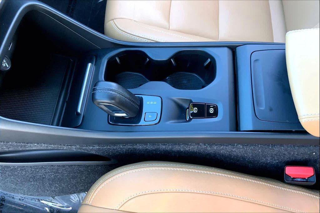 used 2019 Volvo XC40 car, priced at $19,887
