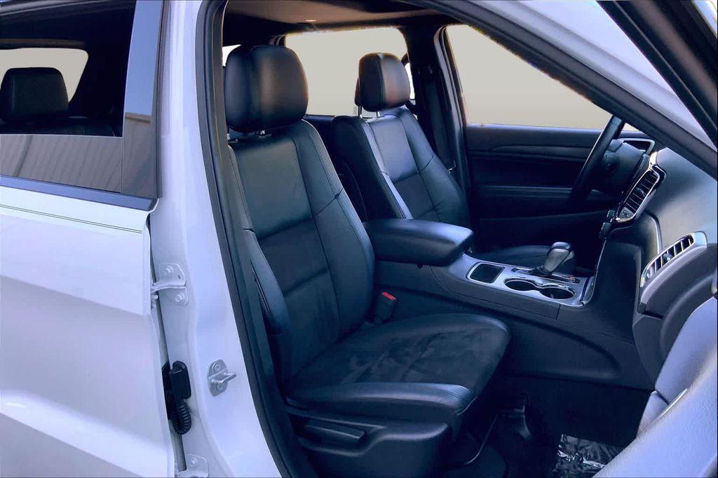 used 2019 Jeep Grand Cherokee car, priced at $19,797