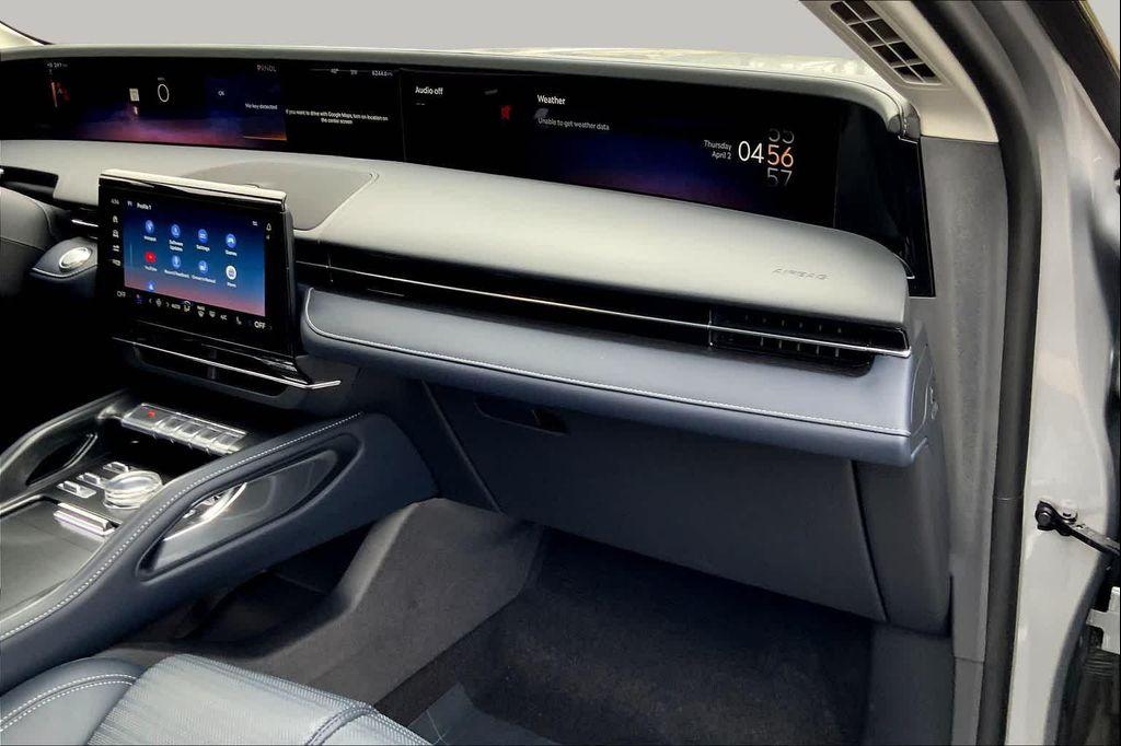 used 2025 Lincoln Nautilus car, priced at $53,797