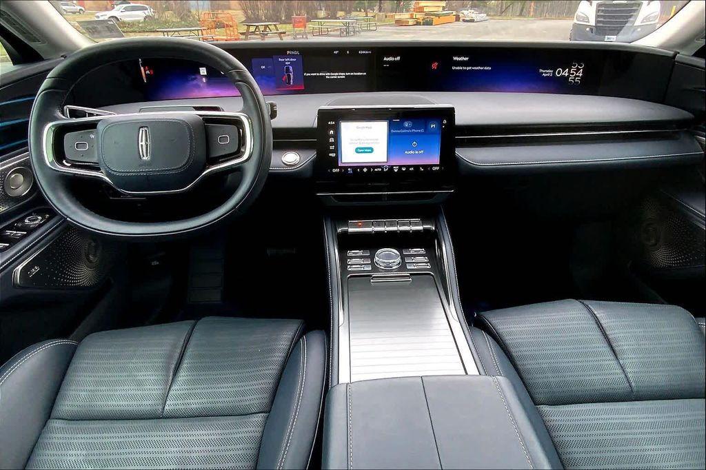 used 2025 Lincoln Nautilus car, priced at $59,199