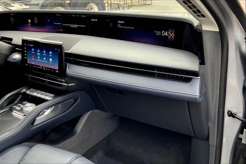 used 2025 Lincoln Nautilus car, priced at $59,199